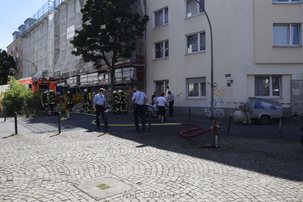 Explo Feuer 2 Koeln Kalk Hoefestr P022.JPG - Miklos Laubert